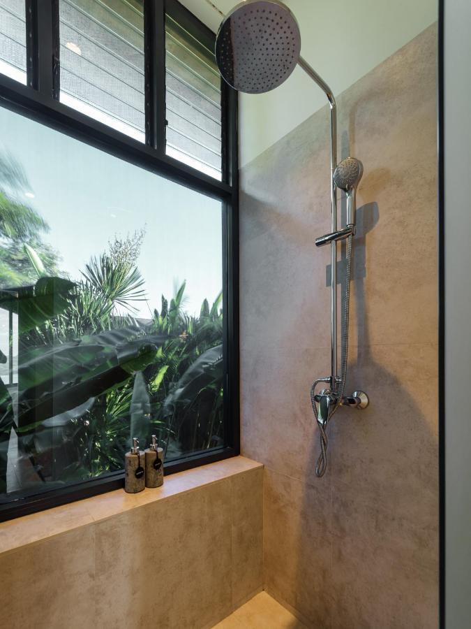 Villa Utamaro Bumbang Buitenkant foto